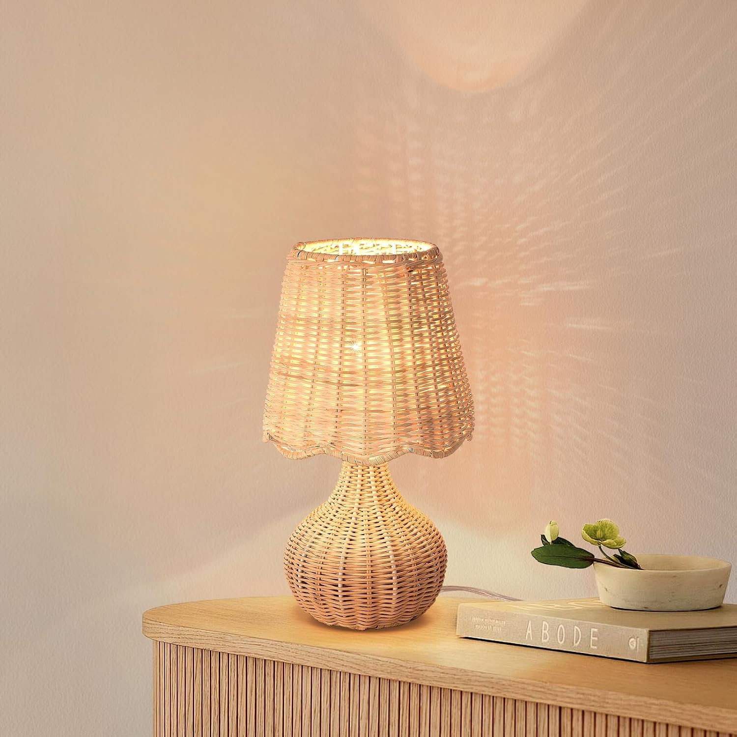 Ziqqeelam Rattan Small Bedside Table Lamp for Bedroom,... Ziqqeelam Rattan Small Bedside Table Lamp for Bedroom,...