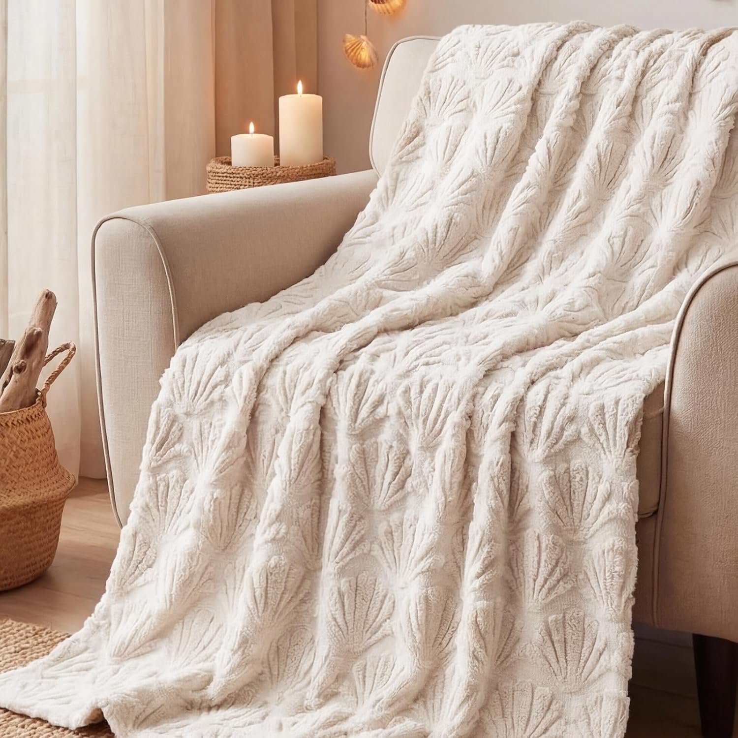 Gilprop Seashell Blanket Throw Coastal Beachy Themed... Gilprop Seashell Blanket Throw Coastal Beachy Themed...